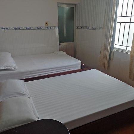 Khach San Phu Phuong Hotel На Транг Екстериор снимка