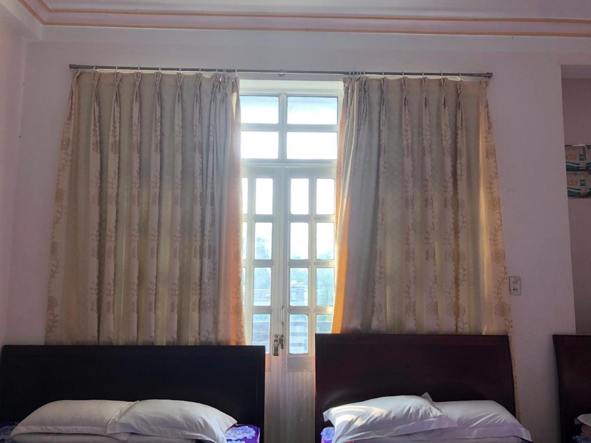 Khach San Phu Phuong Hotel На Транг Екстериор снимка