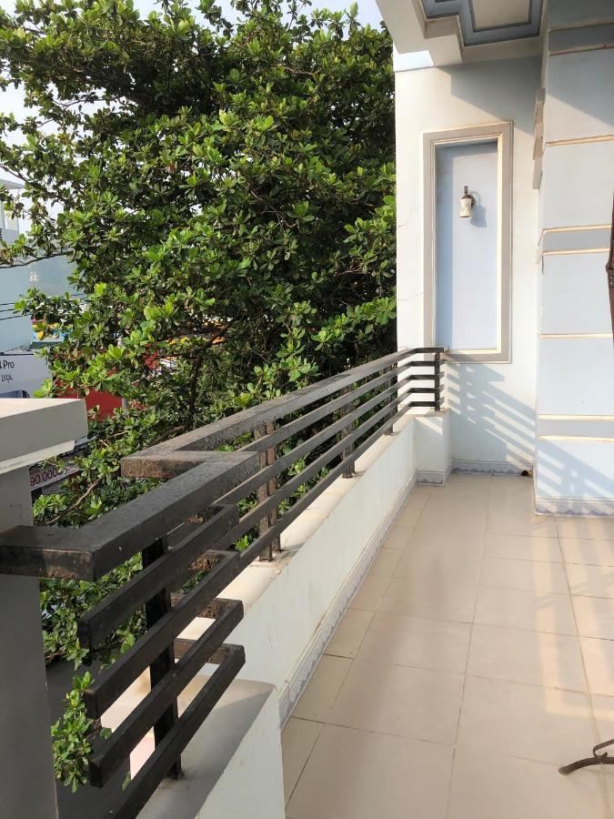 Khach San Phu Phuong Hotel На Транг Екстериор снимка
